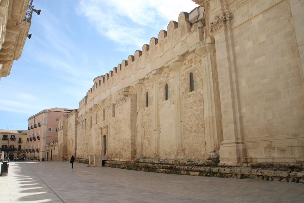 La Casa Di Ilde Al Duomo - Ortigia Holidays Syracuse Exterior foto
